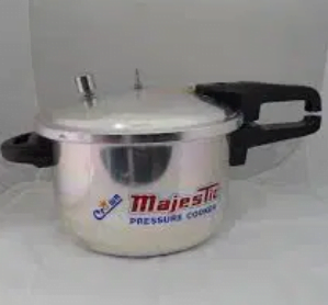 Majestic Nonstick pressure cooker